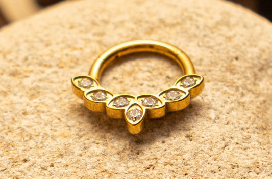 ÉCLAT SOLAIRE DAITH – Anneau de piercing en titane ASTM F136 hypoallergénique - Much Elegance