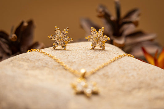 FLOCONS D’ÉCLAT – Boucles d’Oreilles Argent 925 | Rosace Zircon Scintillante - Much Elegance