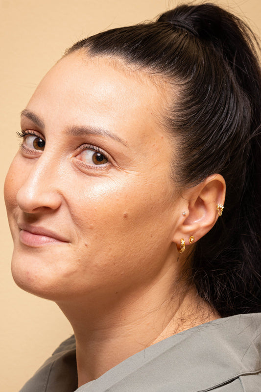 AMÉLIA – Piercing d’oreille en titane ASTM F136 hypoallergénique - Much Elegance