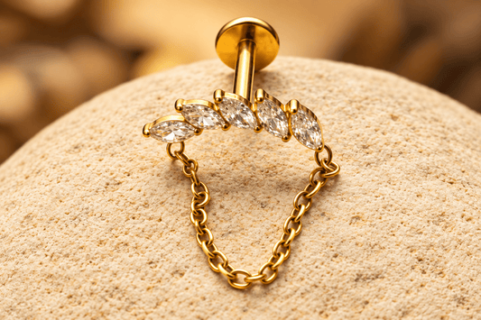 Piercing d’oreille en titane ASTM F136 hypoallergénique - SERENA - Much Elegance
