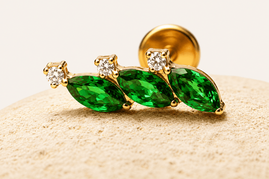 Piercing d’oreille en titane ASTM F136 hypoallergénique - VERDIA - Much Elegance