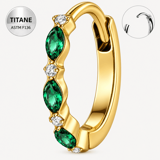 Créole d’oreille en titane ASTM F136 hypoallergénique dorée PVD - AUREA VERDIA - Much Elegance