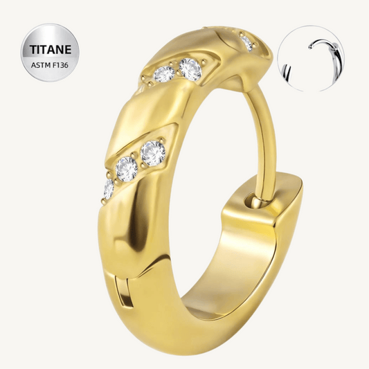 Créole ondulée en titane ASTM F136 hypoallergénique - LIVIA - Much Elegance