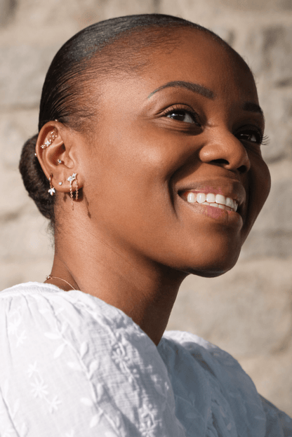 FLEURIS – Piercing industriel fleur en argent sterling 925 plaqué or 18K - Much Elegance