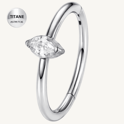 Piercing de nez en titane ASTM F136 hypoallergénique - LÉA MARQUISE - Much Elegance