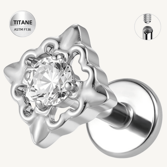 Piercing d’oreille en titane ASTM F136 hypoallergénique - ORÉLIA - Much Elegance