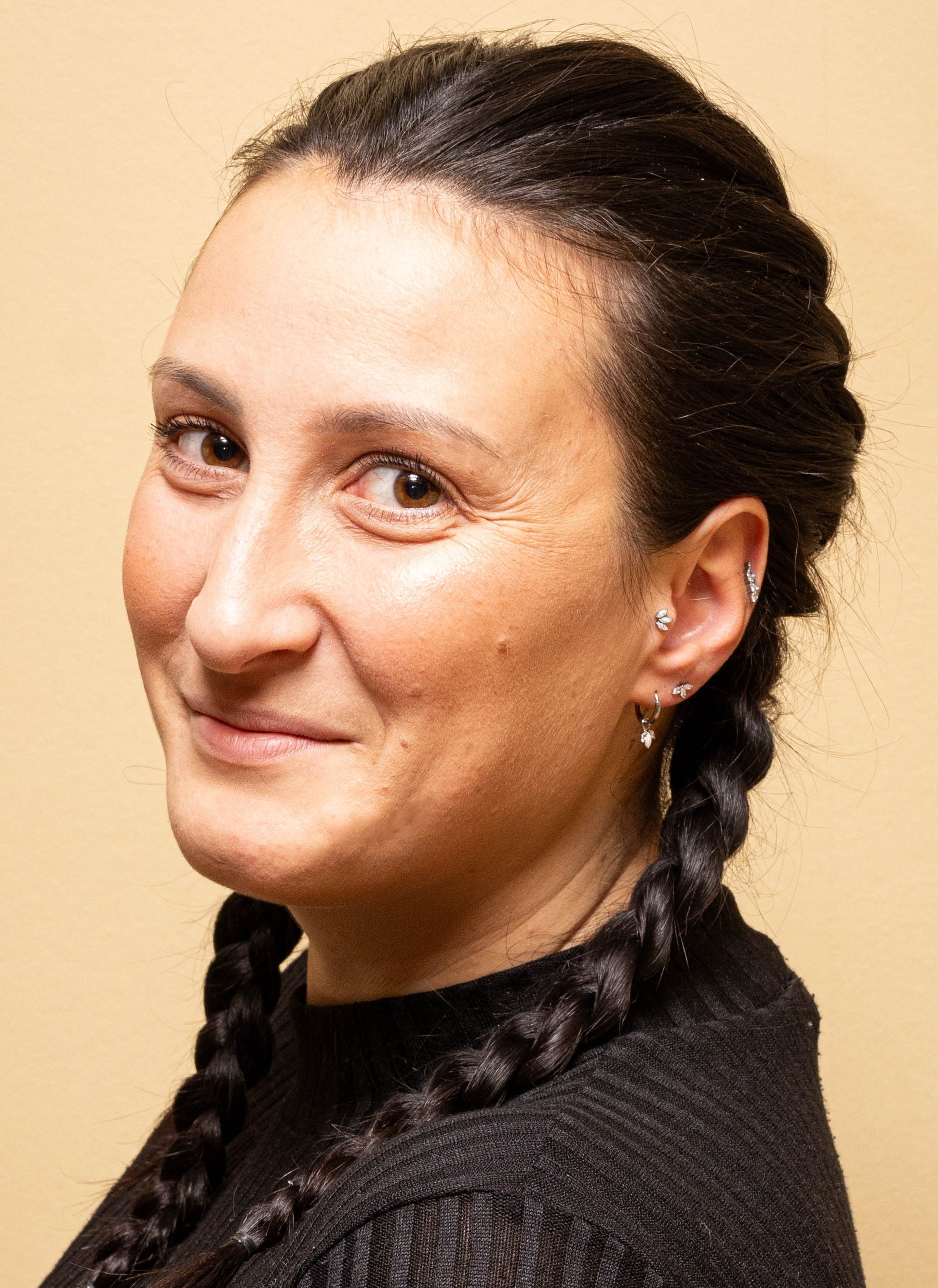 VERDIA – Piercing d’oreille en titane ASTM F136 hypoallergénique - Much Elegance